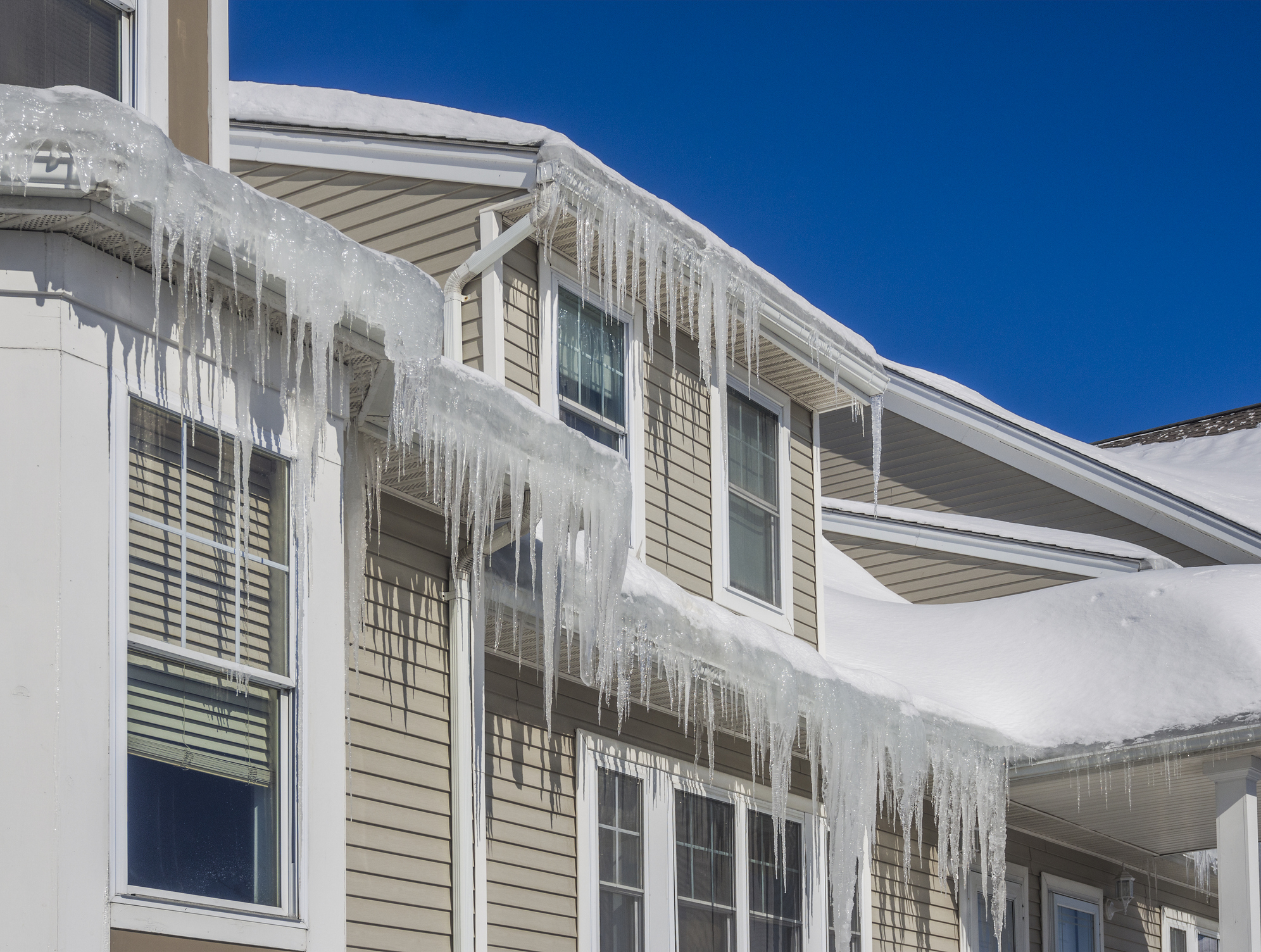 You’re Not Ready for Omaha’s February Weather Without These 8 Ice Dam Roof Maintenance Hacks