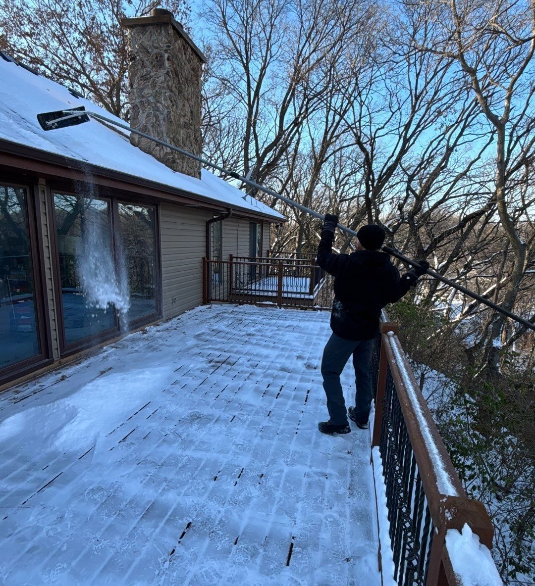 Heavy snow buildup on a roof in Omaha Nebraska